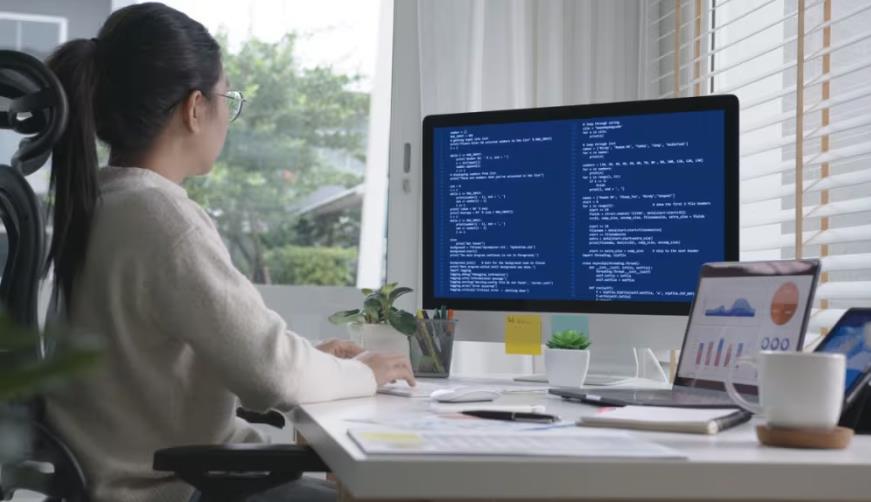 北京低代码平台定制开发：企业快速搭建业务系统的方案与成本对比